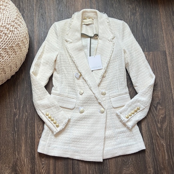 Classic Six Katharine Blazer in Ivory Tweed - Picture 1 of 7